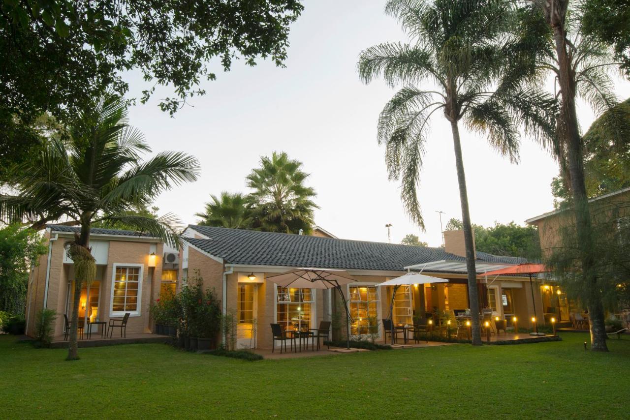 Sandalwood Lodge Harare Exterior photo