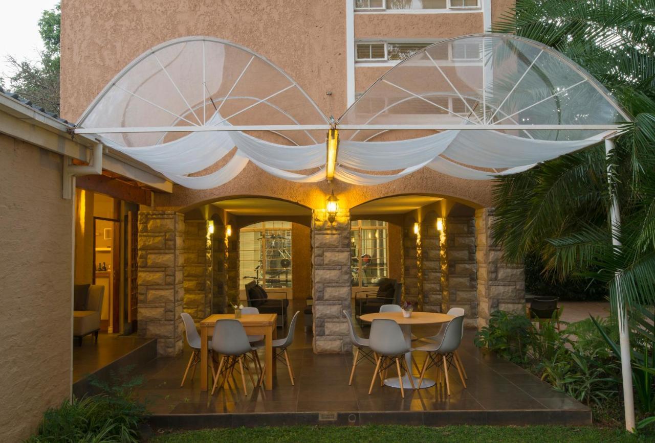 Sandalwood Lodge Harare Exterior photo